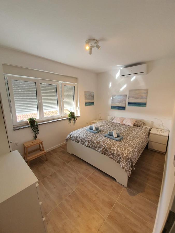 Apartment Gordon Mali Losinj Exterior photo