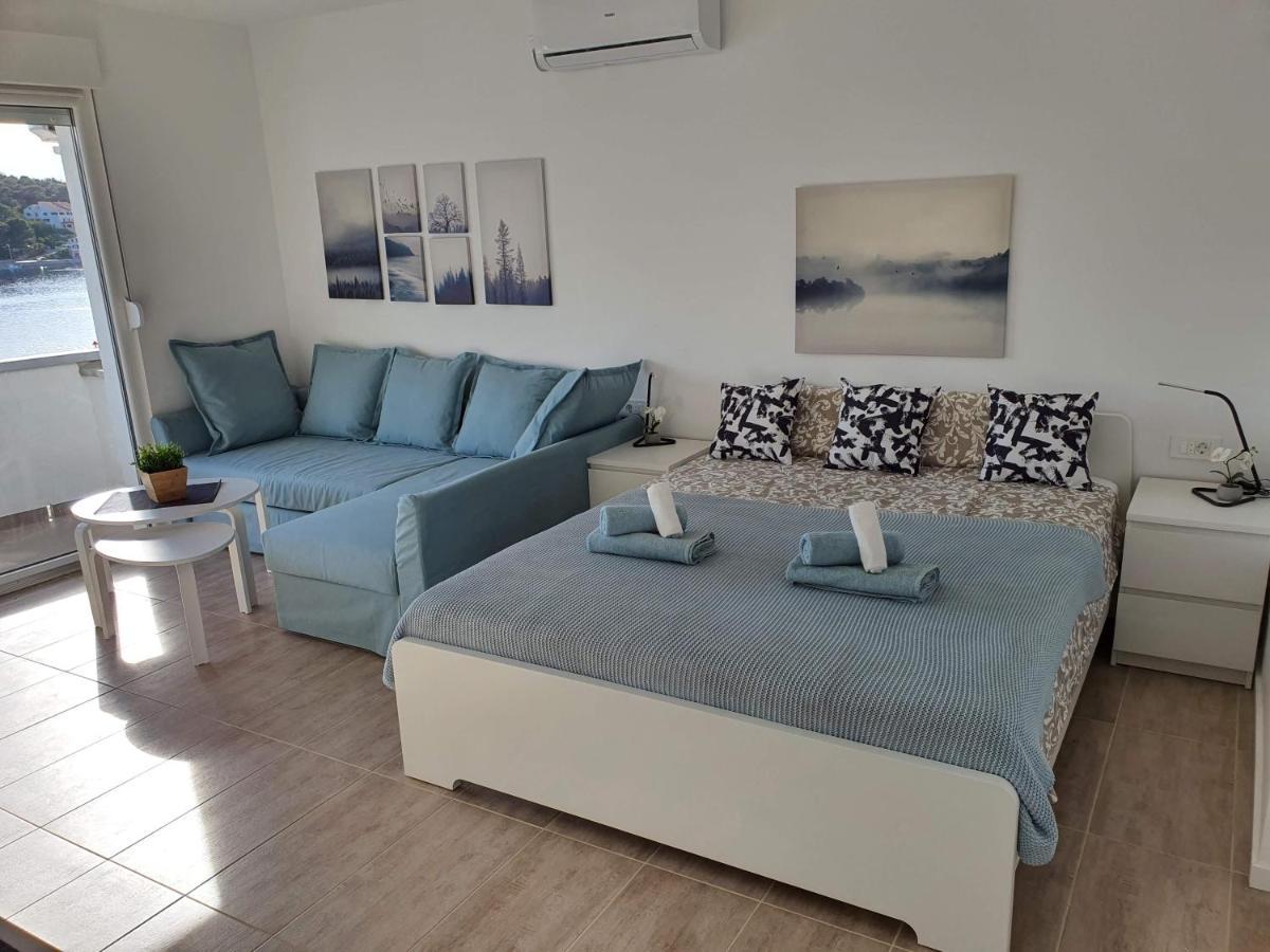 Apartment Gordon Mali Losinj Exterior photo