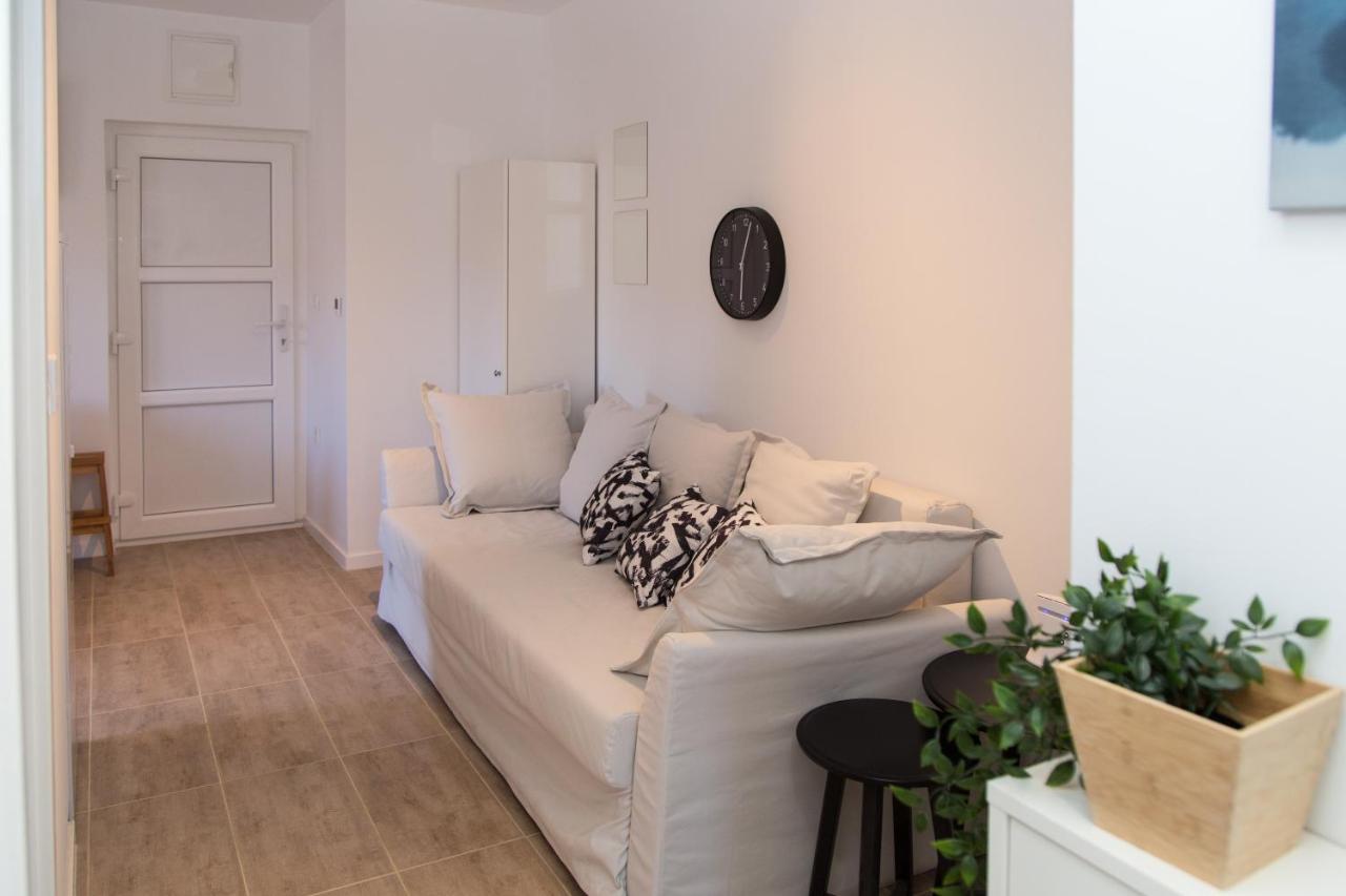 Apartment Gordon Mali Losinj Exterior photo