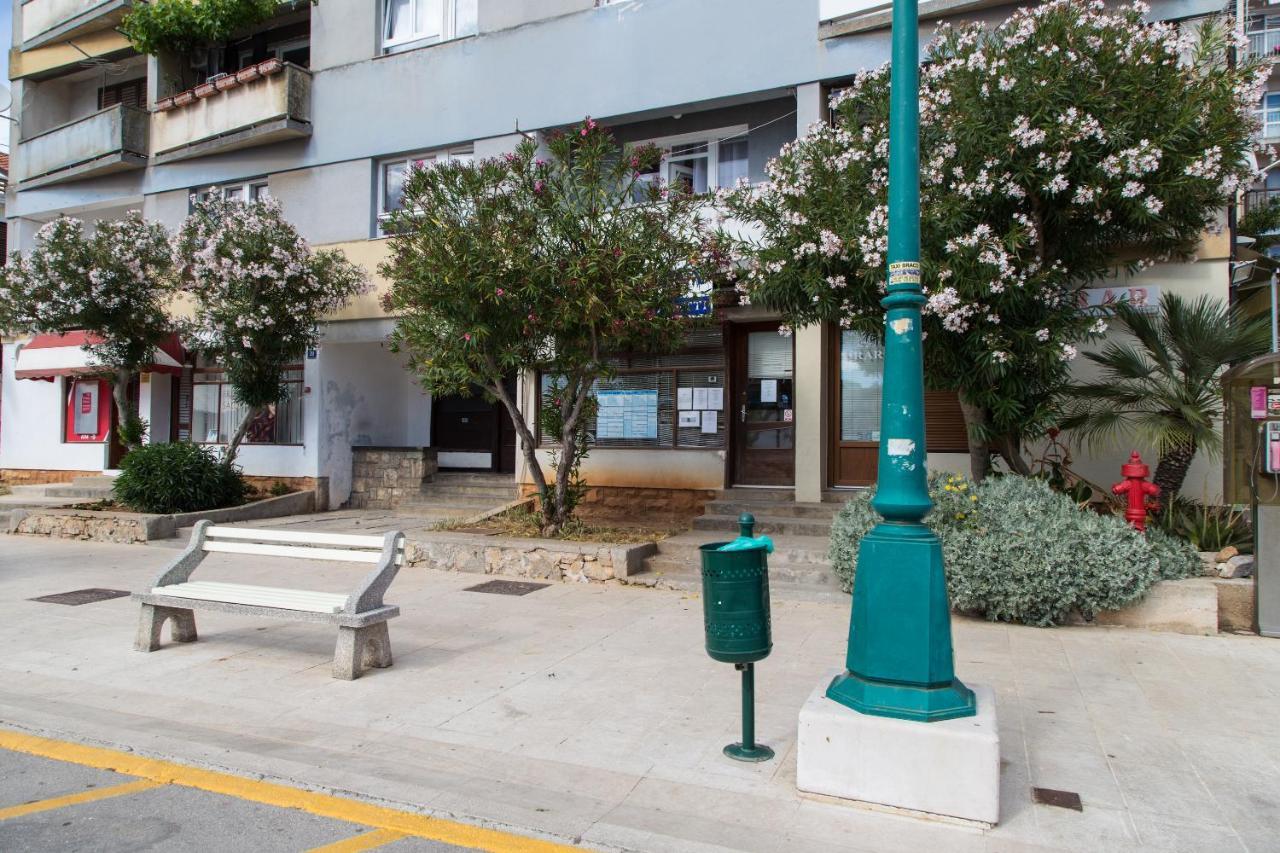 Apartment Gordon Mali Losinj Exterior photo